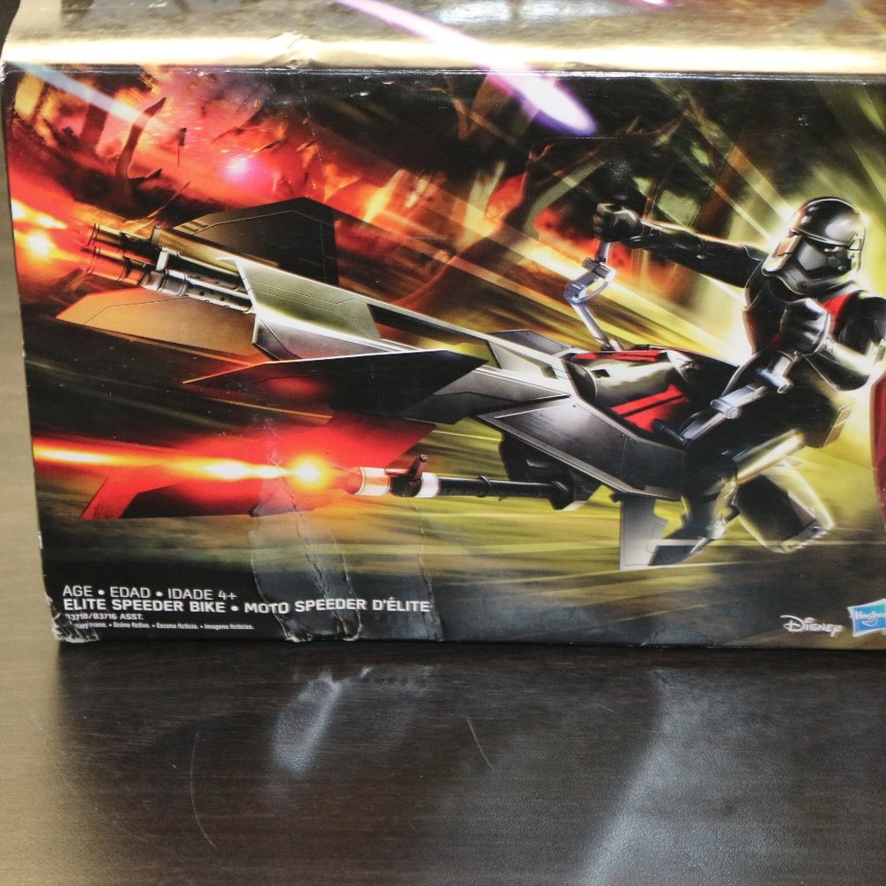 Elite Speeder Bike With Special Edition Stormtrooper From Hasbro 2015