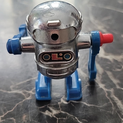 Circa 1979 Tomy Robot Silver & Red Wind Up Toy Tested &  Working Droid