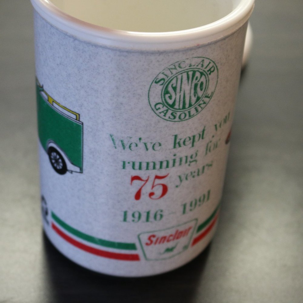 Vintage Whirley Sinclair Coffee Mug  75 Years 1991 Auto Car Rare