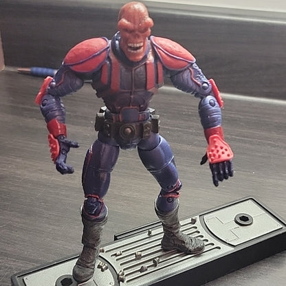 Marvel Legends 6" Inch Toybiz Face Off Red Skull Loose And Base