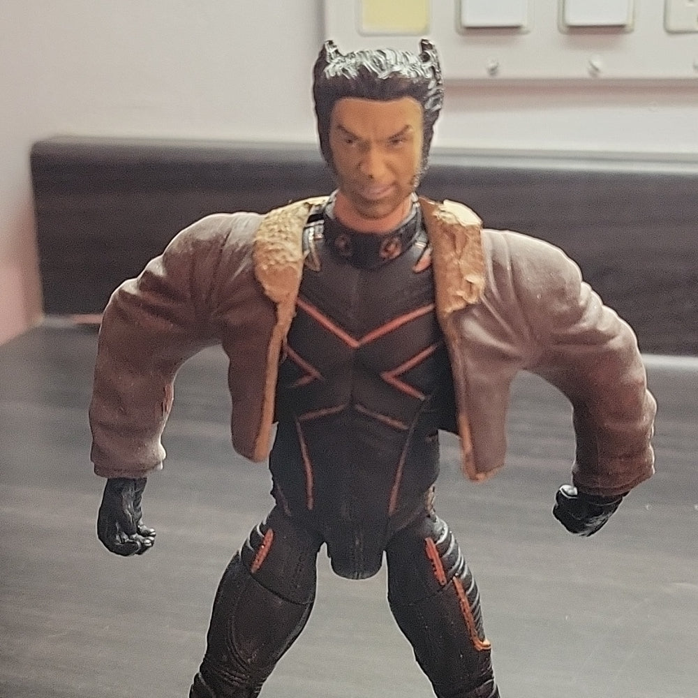 Wolverine Marvel X-Men The Movie Action Figure 2003 Hugh Jackman