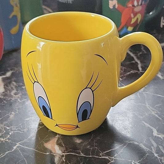 Mug - Warner Bros. Movie World - Looney Tunes Tweety - Ceramic - Yellow Cup