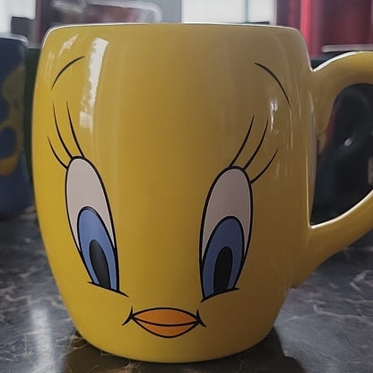 Mug - Warner Bros. Movie World - Looney Tunes Tweety - Ceramic - Yellow Cup