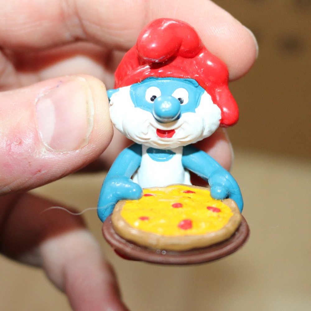 Smurfs 20180 Pizza Papa Smurf Food Rare Vintage Figure Pvc Toy Figurine 80S Peyo